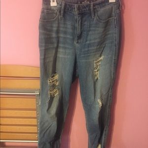 4 pairs of jeans